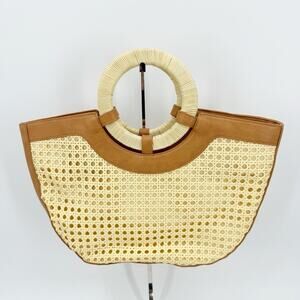 Universal Thread Half Moon Satchel Handbag Woven Straw Tan Faux Leather Beach